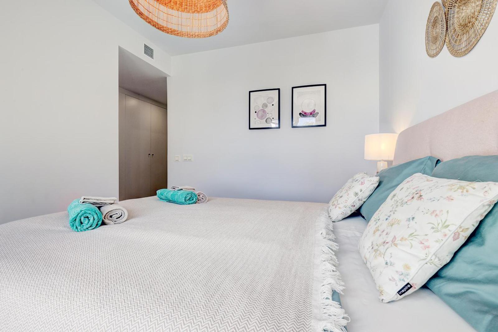 Estepona Place - Spacious Family City Apartment Dış mekan fotoğraf
